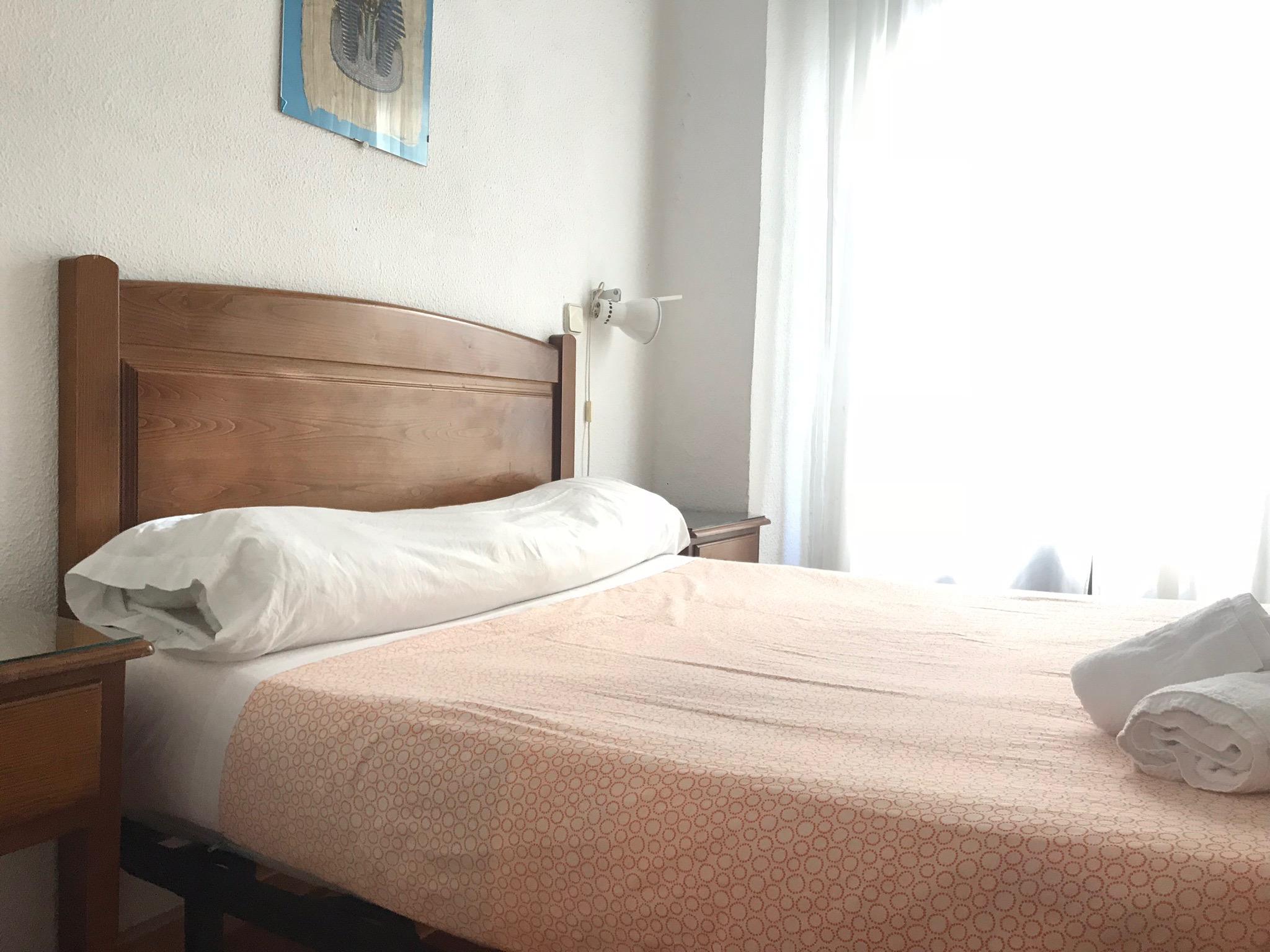 马德里 洛斯佩拉莱斯旅馆酒店 外观 照片 A bed